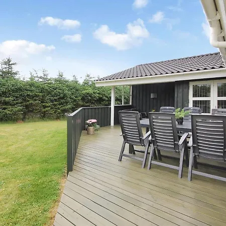 Hildburg - 1-5km From The Sea In Nw Jutland By Interhome Дом отдыха Блокхус