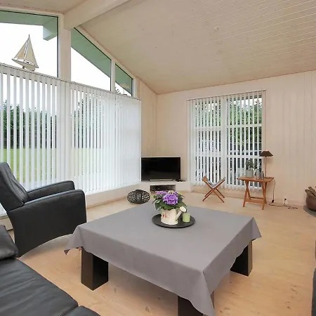Hildburg - 1-5km From The Sea In Nw Jutland By Interhome Дом отдыха