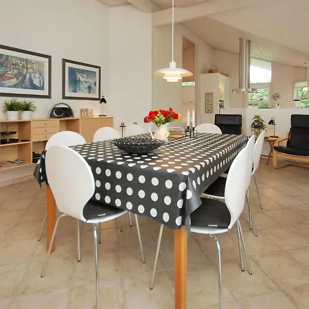 Hildburg - 1-5km From The Sea In Nw Jutland By Interhome * Блокхус